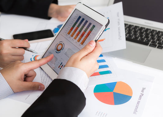 Se lancer à son compte en 2025-indépendance professionnelle et financière